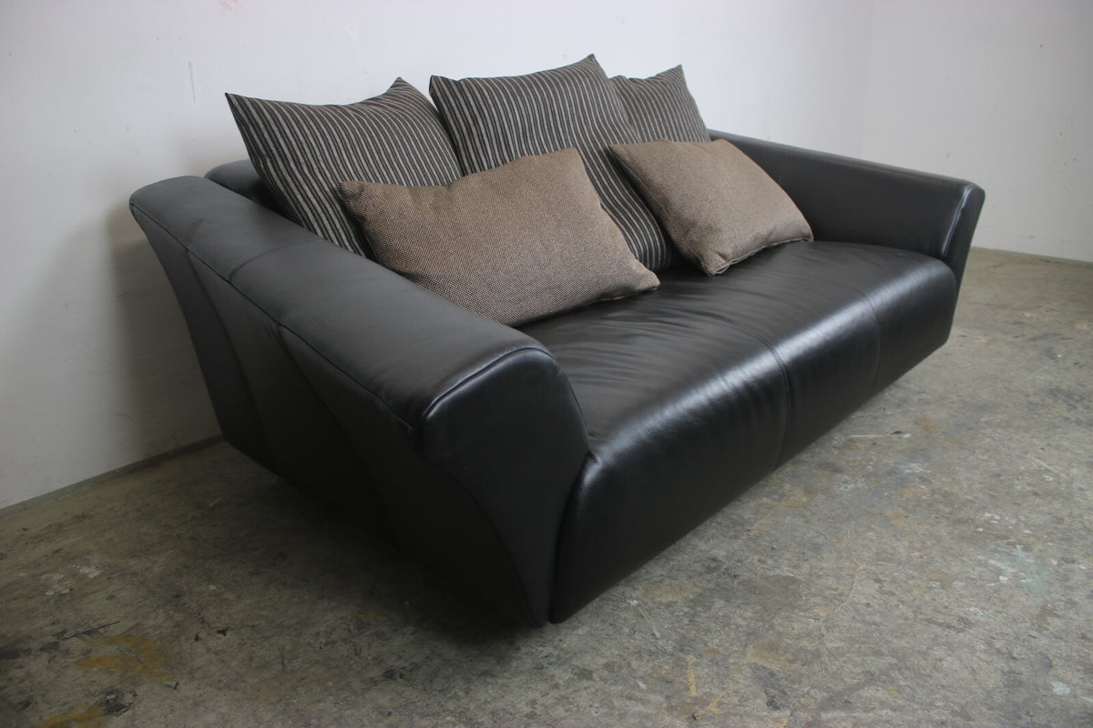 Rolf Benz Sofa Modell 333 Schwarz Leder mit 5 neuen Stoff Kissen Designer Couch | Rolf Benz - Bild 4