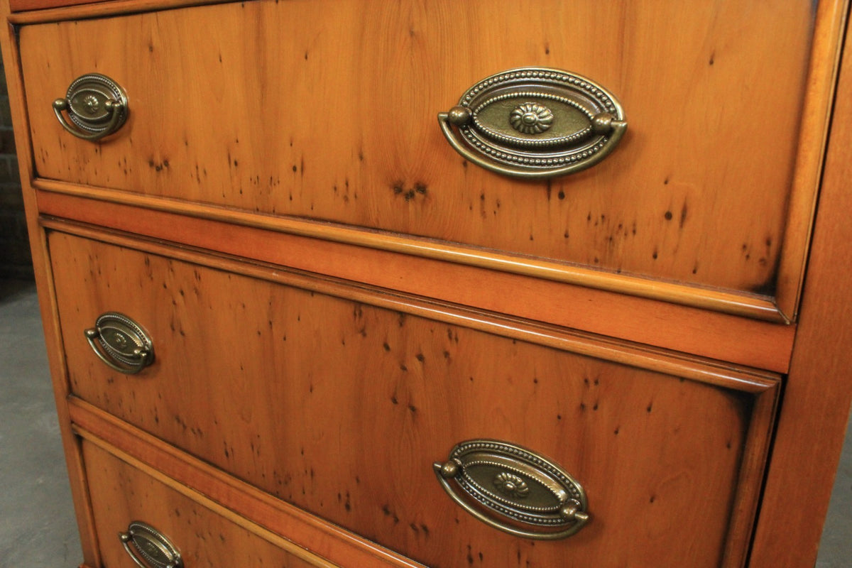 Englischer Sekretär Schubladen Schrank Leder Schreibfläche Eibenholz | ENGLISCHES MÖBELSTÜCK - Bild 8