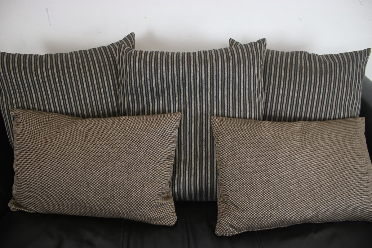Rolf Benz Sofa Modell 333 Schwarz Leder mit 5 neuen Stoff Kissen Designer Couch | Rolf Benz - Bild 9